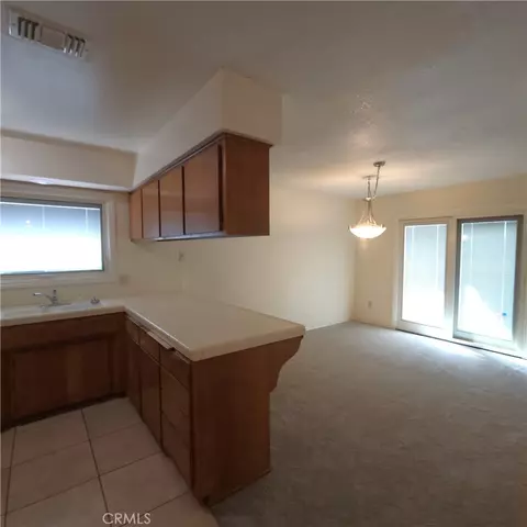 Living - 35595 Ramada Ln, Yucaipa, CA 92399 photo 1 of 7