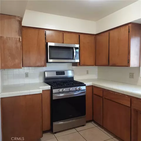 Kitchen - 35595 Ramada Ln, Yucaipa, CA 92399 photo 1 of 4