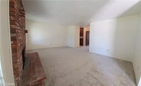 Living - 35595 Ramada Ln, Yucaipa, CA 92399 photo 4 of 7