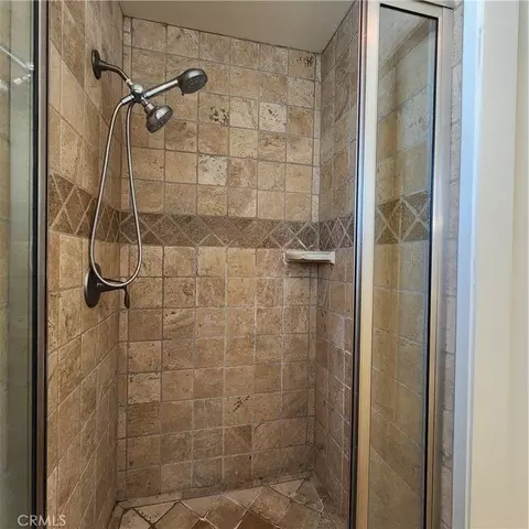 Bath - 35595 Ramada Ln, Yucaipa, CA 92399 photo 6 of 7
