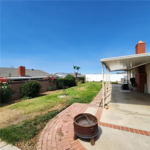Exterior - 35595 Ramada Ln, Yucaipa, CA 92399 photo 5 of 9