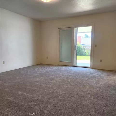 Living - 35595 Ramada Ln, Yucaipa, CA 92399 photo 7 of 7