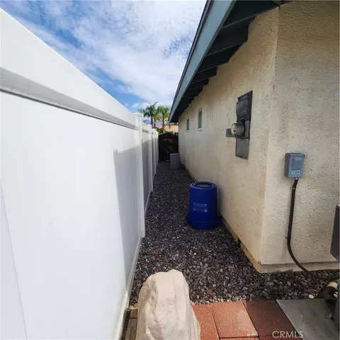 Exterior - 35595 Ramada Ln, Yucaipa, CA 92399 photo 4 of 9