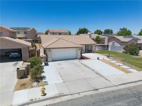 8544 Dove Crk, Hesperia, CA 92344