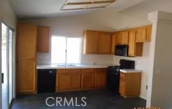Entry Way - 8544 Dove Crk, Hesperia, CA 92344 photo 1 of 1