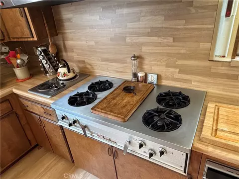 Kitchen - 5974 Pine, Angelus Oaks, CA 92305 photo 6 of 11