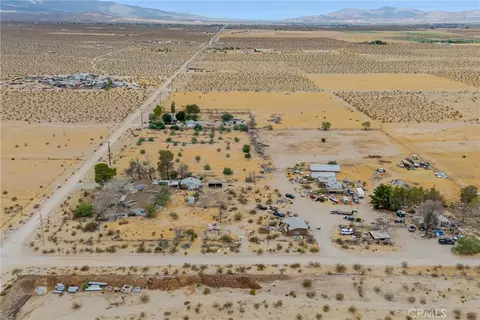 View/Area - 38484 Foothill Rd, Lucerne Valley, CA 92356 photo 5 of 13