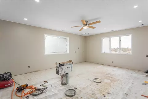 Bedroom - 38484 Foothill Rd, Lucerne Valley, CA 92356 photo 2 of 2