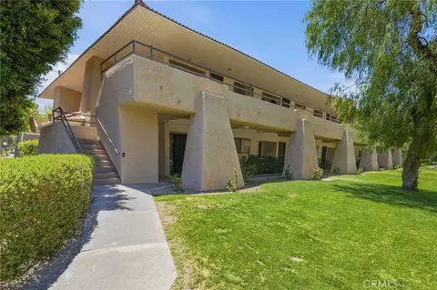 2801 N Los Felices Cir E #104, Palm Springs, CA 92262