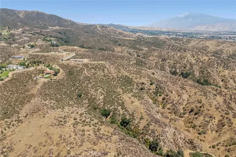 37475 Valgio, Calimesa, CA 92320 photo 8