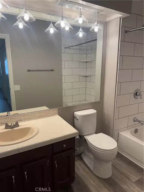 Bath - 242 E Fern #205, Redlands, CA 92373 photo 1 of 4
