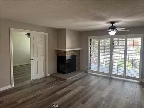 Living - 242 E Fern #205, Redlands, CA 92373 photo 3 of 10