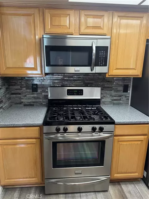 Kitchen - 242 E Fern #205, Redlands, CA 92373 photo 5 of 9