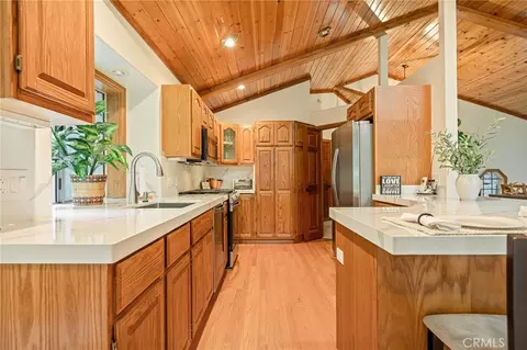 24376 Horst Dr, Crestline, CA 92325 photo 9