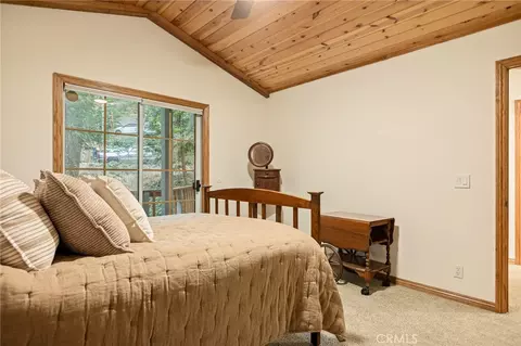 24376 Horst Dr, Crestline, CA 92325 photo 29