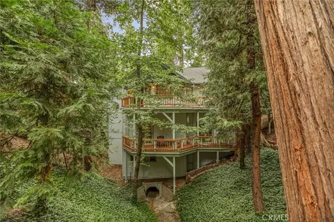 24376 Horst Dr, Crestline, CA 92325 photo 2