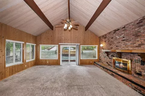 Living - 556 Pioneer, Lake Arrowhead, CA 92352 photo 1 of 7