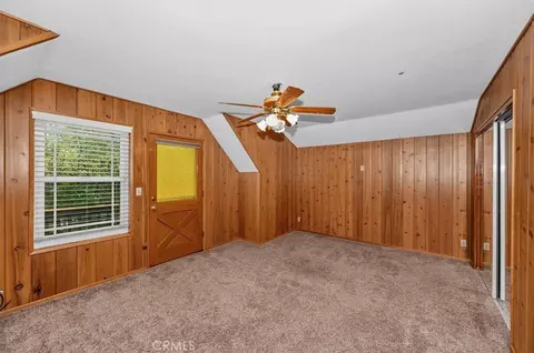 Bedroom - 556 Pioneer, Lake Arrowhead, CA 92352 photo 3 of 7