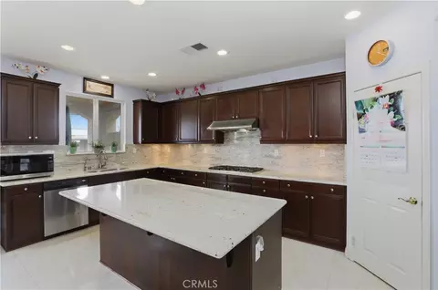 Kitchen - 15979 Skyridge, Riverside, CA 92503 photo 1 of 5