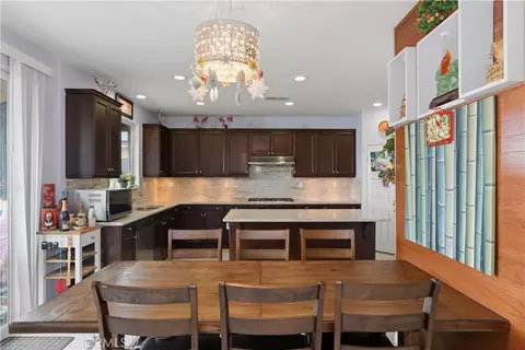 Kitchen - 15979 Skyridge, Riverside, CA 92503 photo 5 of 5