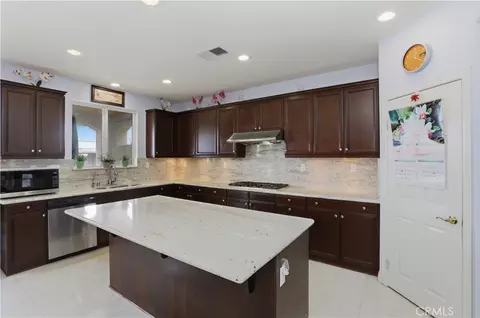 Kitchen - 15979 Skyridge, Riverside, CA 92503 photo 1 of 5
