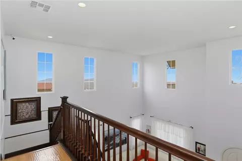 Entry Way - 15979 Skyridge, Riverside, CA 92503 photo 5 of 6