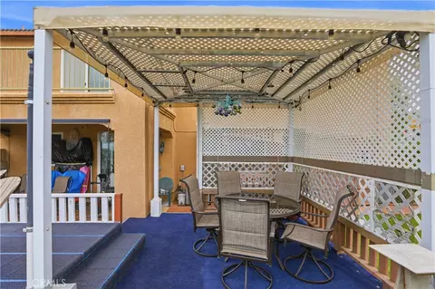 Exterior - 15979 Skyridge, Riverside, CA 92503 photo 13 of 15