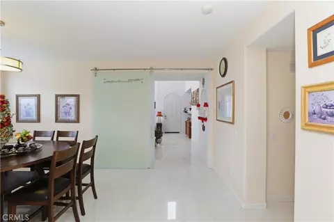 Entry Way - 15979 Skyridge, Riverside, CA 92503 photo 5 of 7