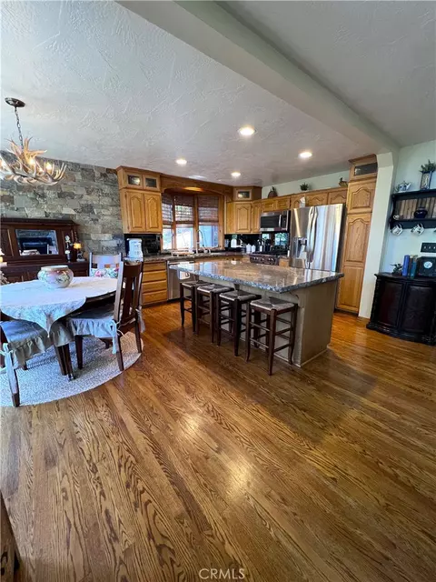 Kitchen - 846 Golf Crse, Lake Arrowhead, CA 92352 photo 1 of 3