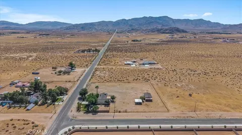 View/Area - 22935 Standing Rock, Apple Valley, CA 92307 photo 8 of 11