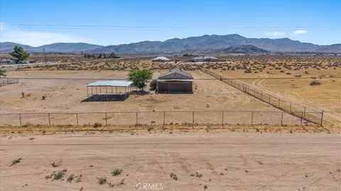 View/Area - 22935 Standing Rock, Apple Valley, CA 92307 photo 3 of 11