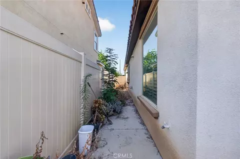 Exterior - 1065 Madera, Perris, CA 92571 photo 6 of 8