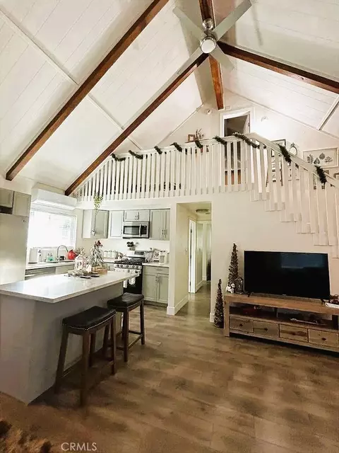 1081 Apple, Wrightwood, CA 92397 photo 21