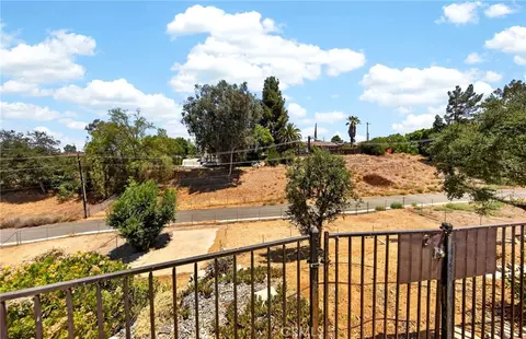 Exterior - 645 Los Altos, Redlands, CA 92373 photo 11 of 13