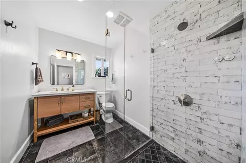 Bath - 645 Los Altos, Redlands, CA 92373 photo 4 of 4