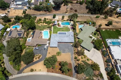 View/Area - 645 Los Altos, Redlands, CA 92373 photo 2 of 4