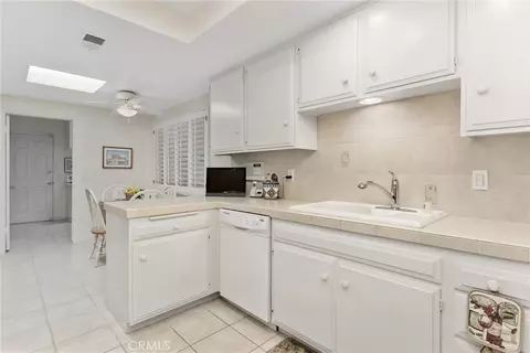Kitchen - 740 Via Zapata, Riverside, CA 92507 photo 1 of 4