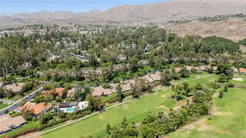 View/Area - 740 Via Zapata, Riverside, CA 92507 photo 10 of 12