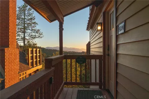 Exterior - 1260 Yukon Ct, Lake Arrowhead, CA 92352 photo 2 of 5