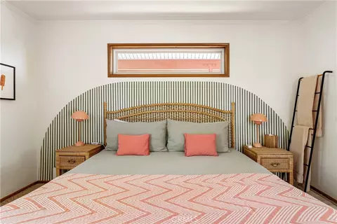 Bedroom - 1260 Yukon Ct, Lake Arrowhead, CA 92352 photo 2 of 12