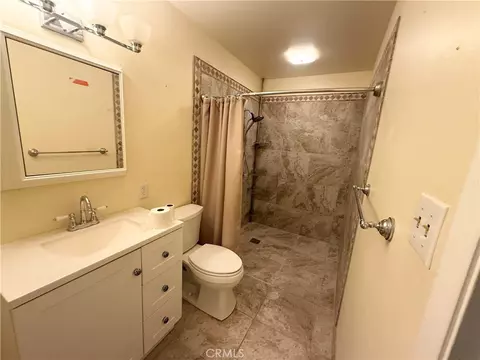 Bath - 1611 Collins, Needles, CA 92363 photo 5 of 6
