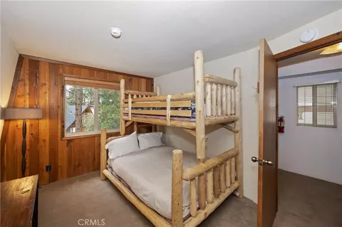 Bedroom - 718 Silver Tip, Big Bear Lake, CA 92315 photo 4 of 5