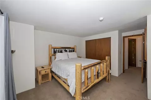 Bedroom - 718 Silver Tip, Big Bear Lake, CA 92315 photo 3 of 5