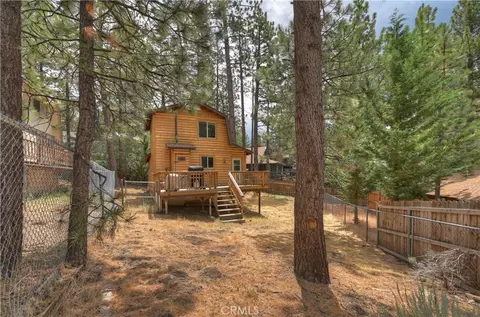 Exterior - 718 Silver Tip, Big Bear Lake, CA 92315 photo 8 of 10