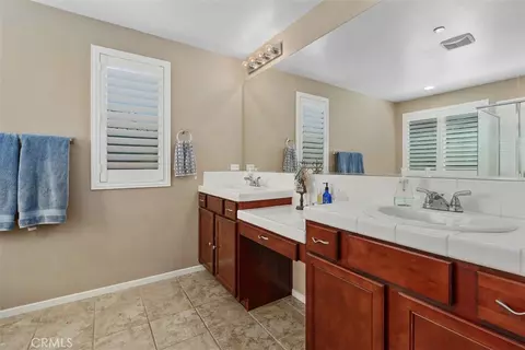 Bath - 16820 Golden Blf, Riverside, CA 92503 photo 1 of 2