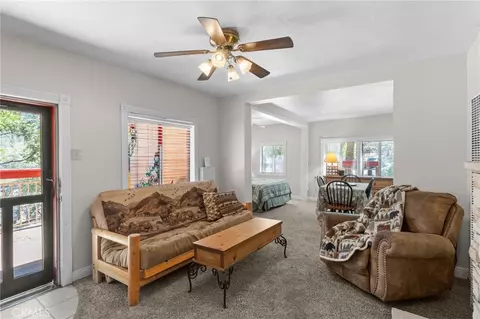 23898 Springwater, Crestline, CA 92325 photo 12