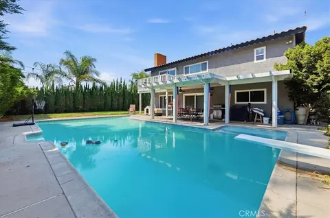 Exterior - 6801 Rycroft Dr, Riverside, CA 92506 photo 7 of 8