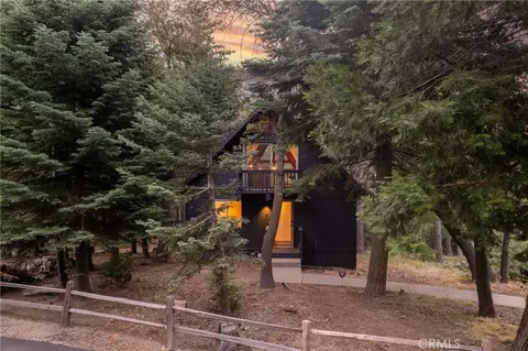 Exterior - 1191 Scenic Way, Rimforest, CA 92378 photo 1 of 9