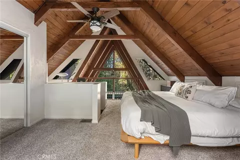 Bedroom - 1191 Scenic Way, Rimforest, CA 92378 photo 4 of 9