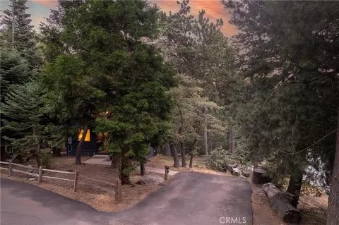 Exterior - 1191 Scenic Way, Rimforest, CA 92378 photo 9 of 9